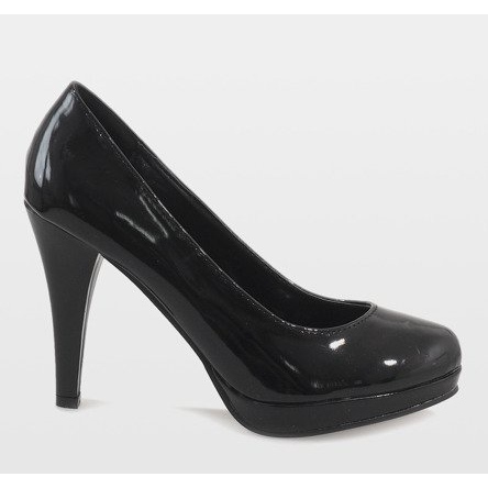 Black lacquered heels from Casia 2