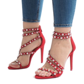 LE042P red heels uncovered 1