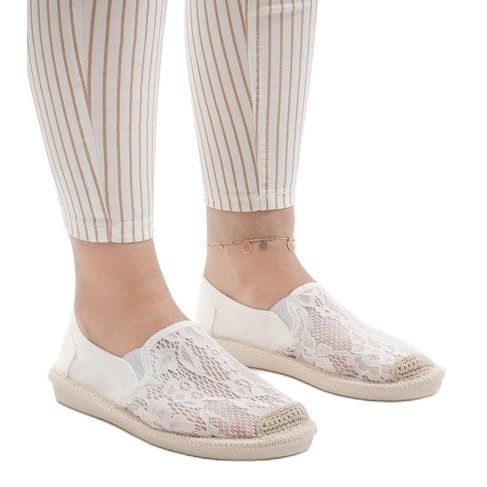 White espadrilles, jeans LS701 1