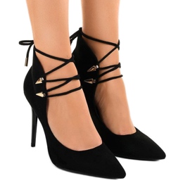 Black pumps on a tied pin 6251-P 1