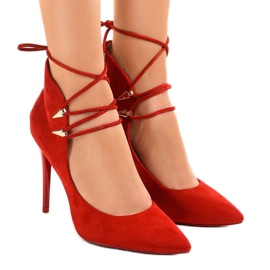 Red pumps on a tied pin 6251-P 1