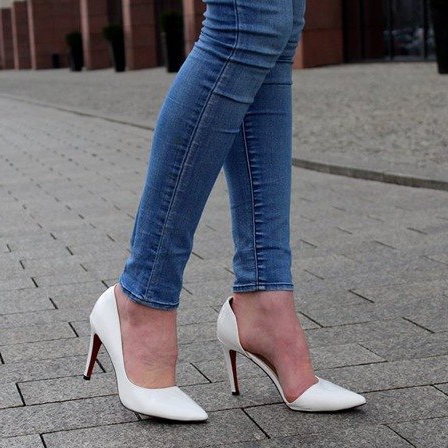 Lacquered Elegant Stilettos A899 White 1