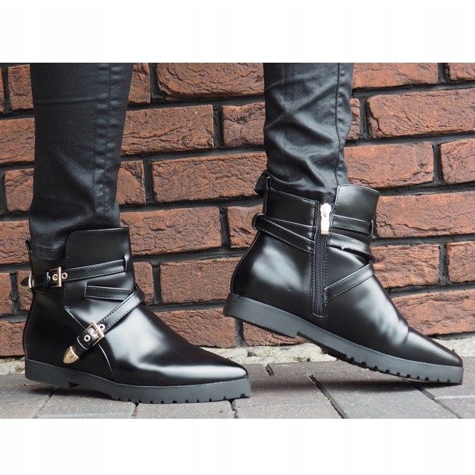 Warm Elegant Boots With Buckle HW13 Black 1