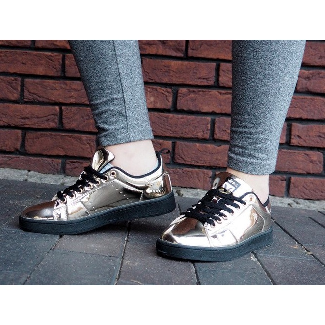 Q45 Gold sneakers golden 1