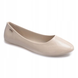 Lacquered ballerinas 11037 Beige 1
