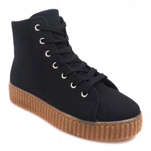Creepers Boots On The AM-1103 Black Platform 2