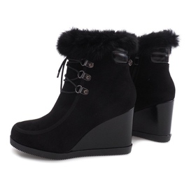 Warm Boots On Wedge J-6 Black 1