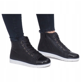 Warm VT-63 Black Sneakers 1