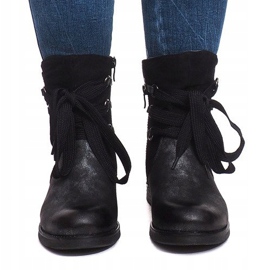 Warm, worn boots S113 Black 1