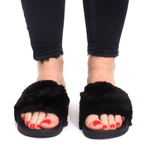LS-1 Black Fur Slippers 1