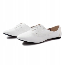 White Jazz Shoes from Manon 1