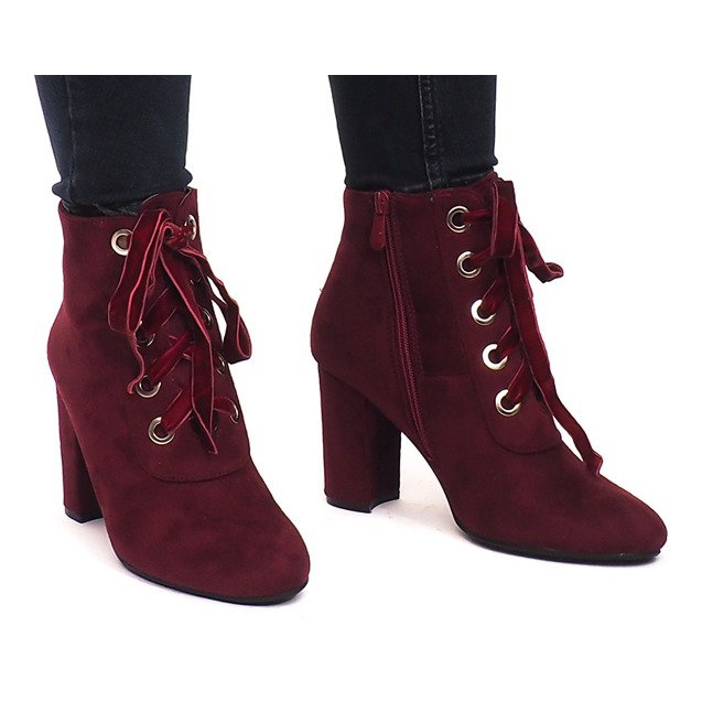Lace-up Boots On A Post 168-138 Red 1