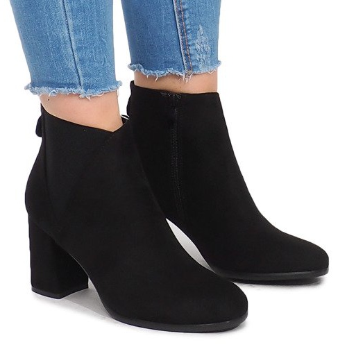 Eraser HQ-8A813-1 Black Boots On A Post 1