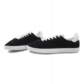 Black sports sneakers from Margot 1