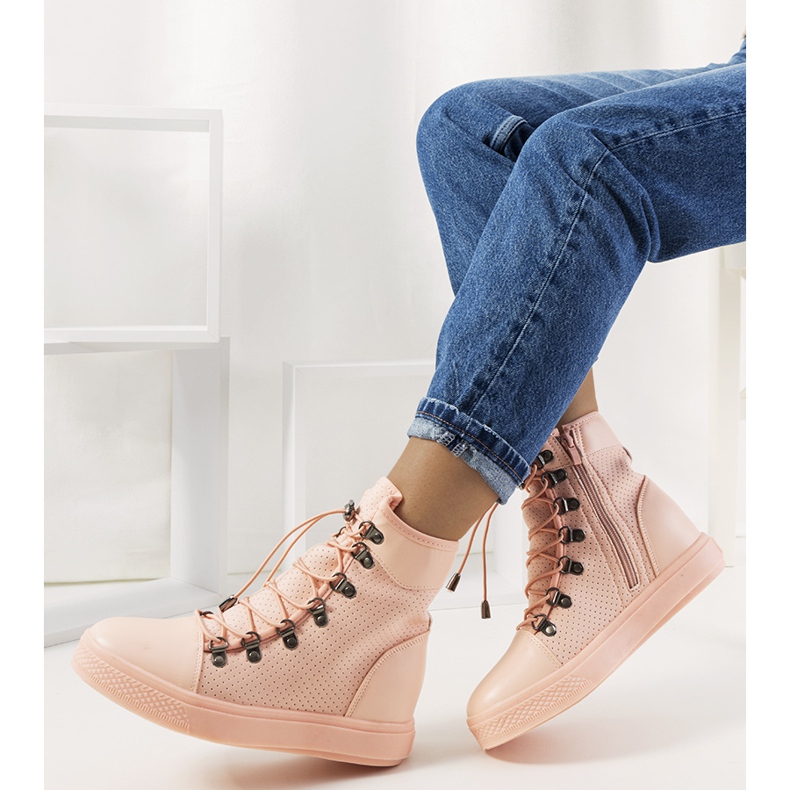 Pink openwork sneakers on the Mathilde wedge 1