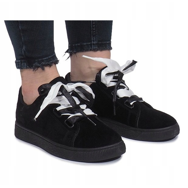 Black sneakers with Sabine bows 2