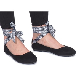 Black ballerinas with a bow from Acro 2