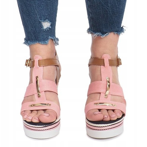 Sweet pink wedge sandals 1