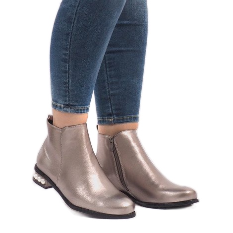 LEI-189 silver boots with pearls grey 2