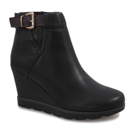 Black solid insulated wedge boots 3167-1 1