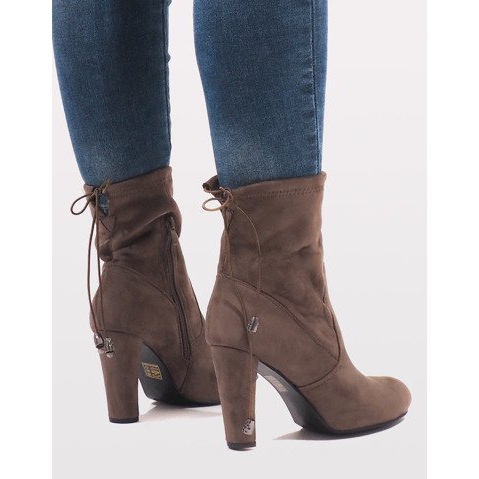 Khaki suede ankle boots on the E4873 post multicolored green 2