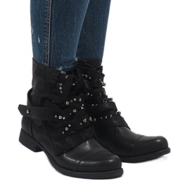 Black lace-up insulated boots F1610 2