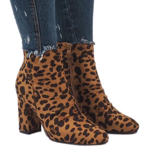 Leopard boots on the post OM803 multicolored 1