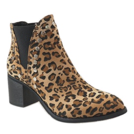 Erynn Leopard boots on the M290-1 post multicolored 1