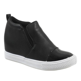 Black sneakers on the wedge DD409-4 1