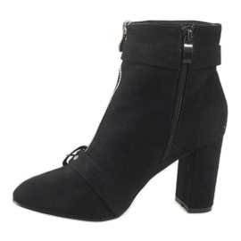 Black suede ankle boots on the F818 post 1