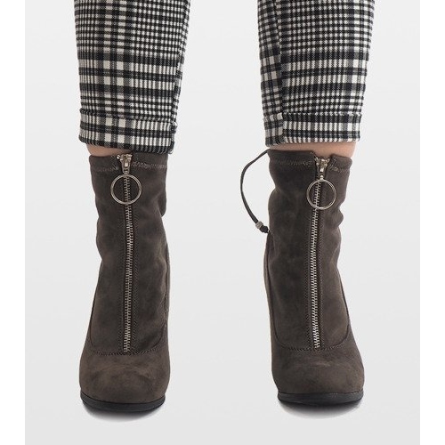 Green suede ankle boots on the C-7179 post 1