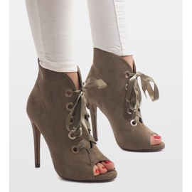 Open boots on a high heel 680-32 green 1