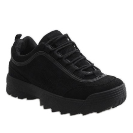 Black fashionable sports shoes 81016 1