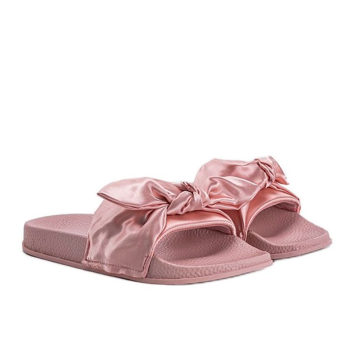 Pink slippers with a bow 5835 1