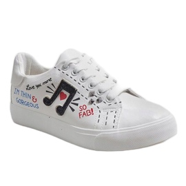 White sneakers with a touch of G-106 1