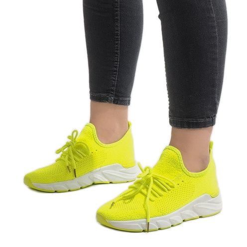 Yellow sports shoes 7766-Y 1