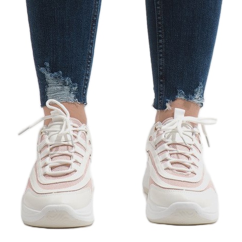 White fashionable sports shoes BO-15 1