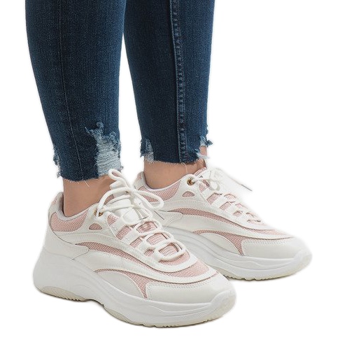 White fashionable sports shoes BO-15 2