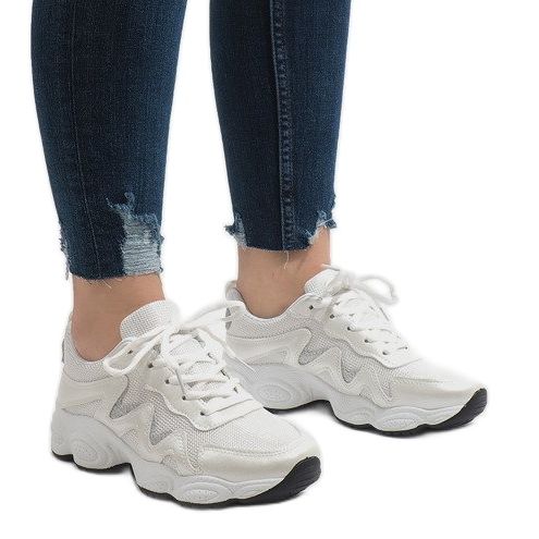 White fashionable sports shoes KB-153 2 White fashionable sports shoes KB-153 2