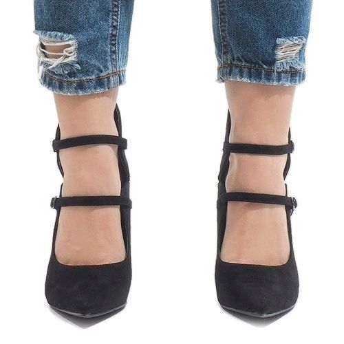 Black boots on a high heel 6613-5 2