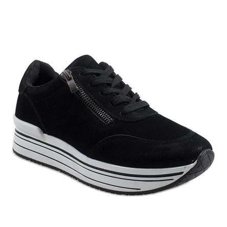 Black sports shoes 6258 1