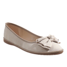 Beige ballerinas with a bow SK40 1