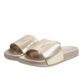 Love 812A golden slippers 1