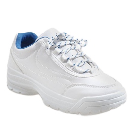 White fashionable sports shoes 6256 1 White fashionable sports shoes 6256 1