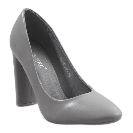 Gray pumps on the LE028 post grey 1
