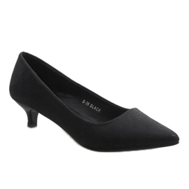 Black pumps on a B-36 heel 1
