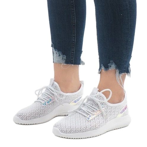 White mesh sports shoes G8347-1 1