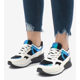 Black sneakers fashionable sports shoes 2018-12 white 1