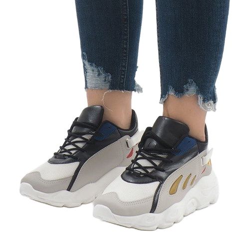 Multicolored trendy sports shoes 9115 white black grey green 1