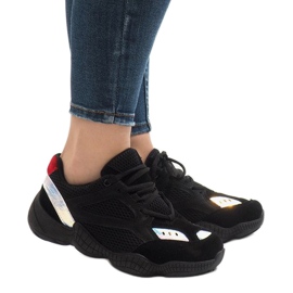 Black MS522 trainers 2